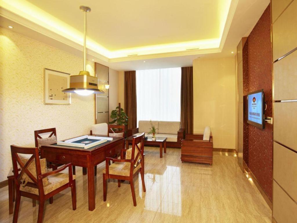 Eurasia Convention International Hotel Wuhan Exterior photo