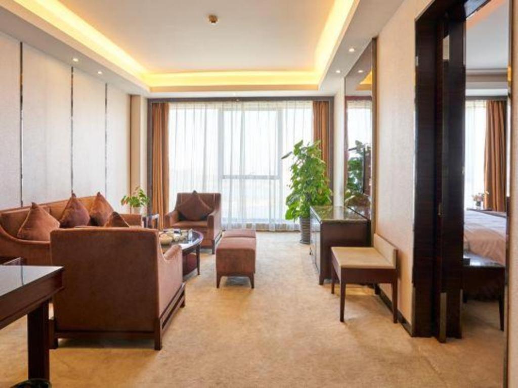 Eurasia Convention International Hotel Wuhan Exterior photo